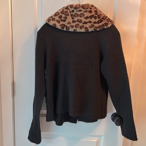 Cynthia Rowley Blackwood and acrylic blend sweater with faux fur collar - Picture 2 of 13